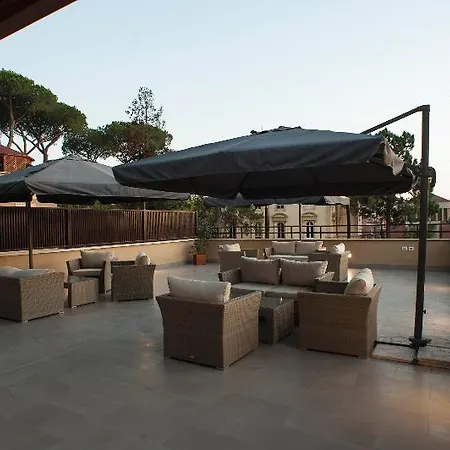 Angelina Hotel 3*