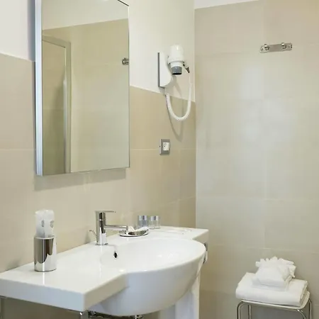 Hotel Angelina - Casa Per Ferie Roma