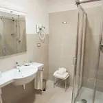 Angelina Hotel